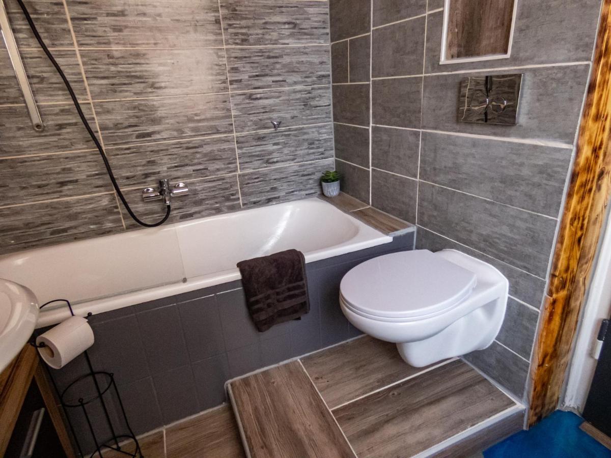 #214 Lux-Flat Im Herzen Von Neuss Mit Netflix & Prime Exterior photo